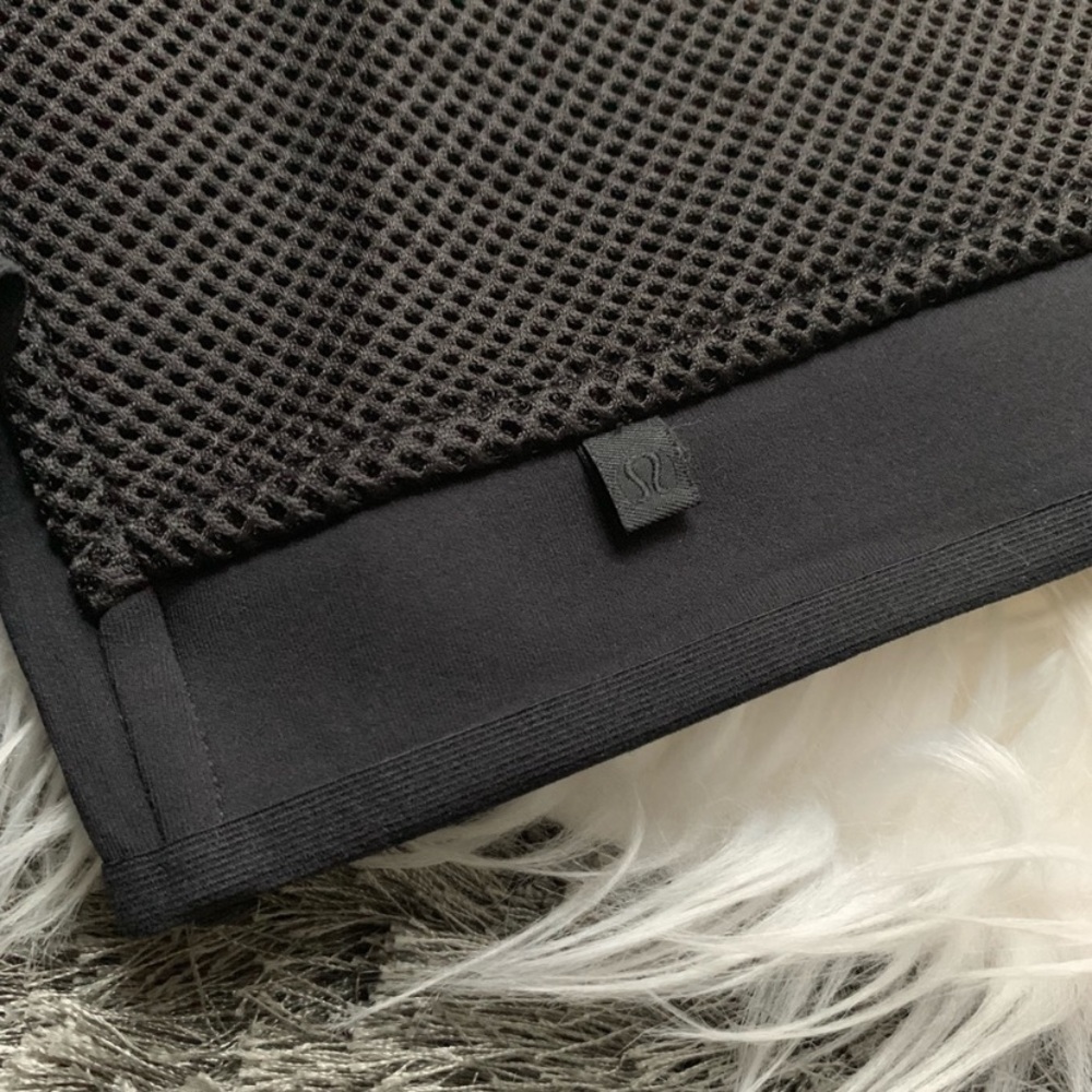 Black Lululemon jacket - Picture 3 of 3